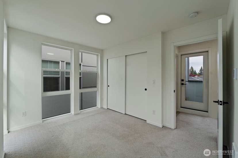 Property photo for 9002 15th Avenue SW #A, Seattle photo 15