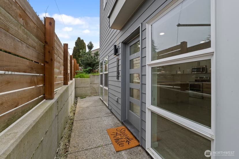 Property photo for 9002 15th Avenue SW #A, Seattle photo 30