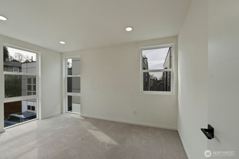 Property photo for 9002 15th Avenue SW #A, Seattle photo 18