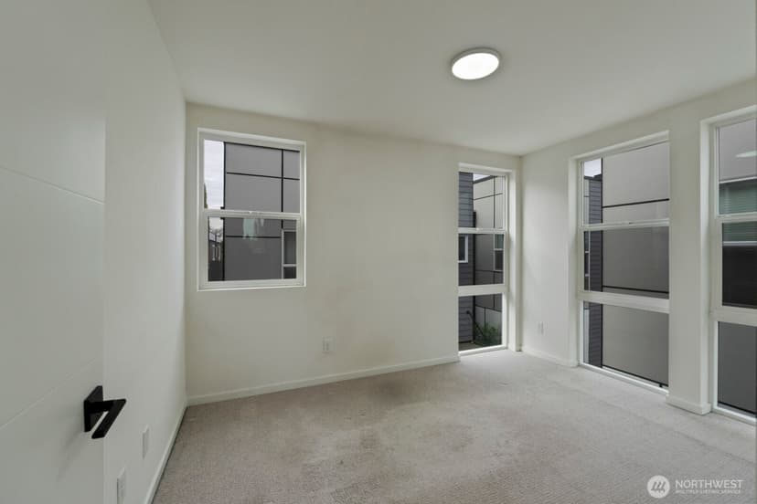 Property photo for 9002 15th Avenue SW #A, Seattle photo 14