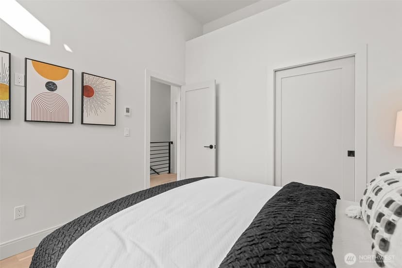 Property photo for 7350 22nd Avenue NW #B, Seattle photo 19