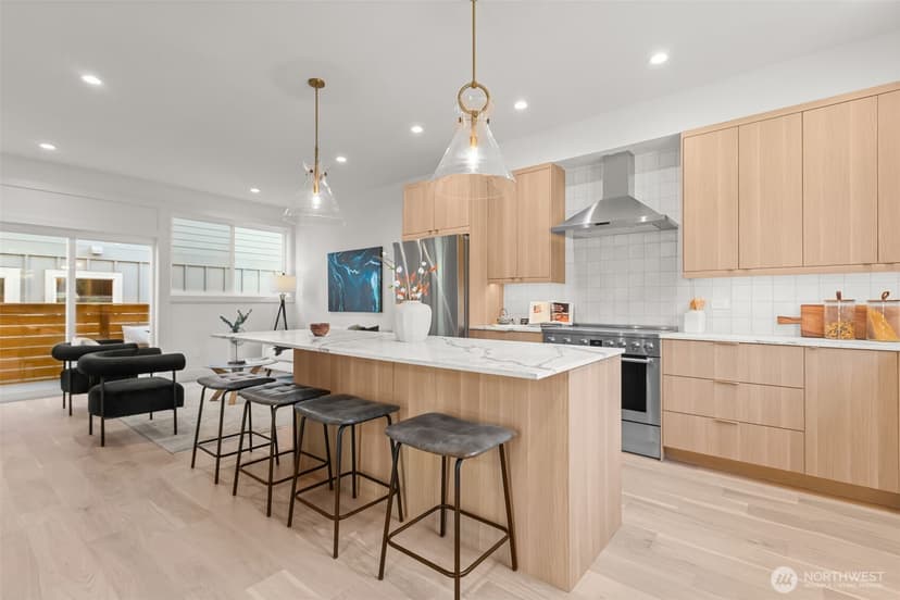 Property photo for 7350 22nd Avenue NW #B, Seattle photo 8