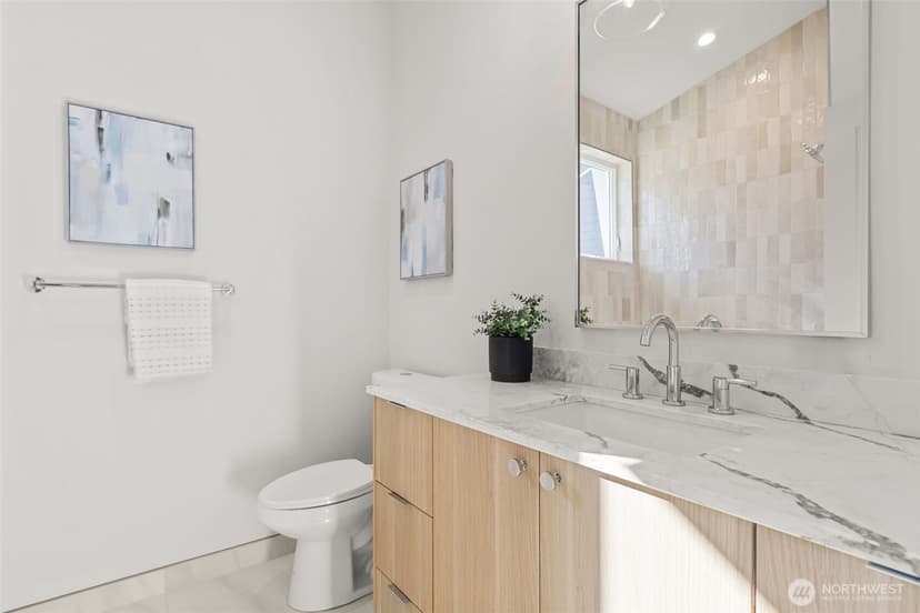 Property photo for 7350 22nd Avenue NW #B, Seattle photo 16