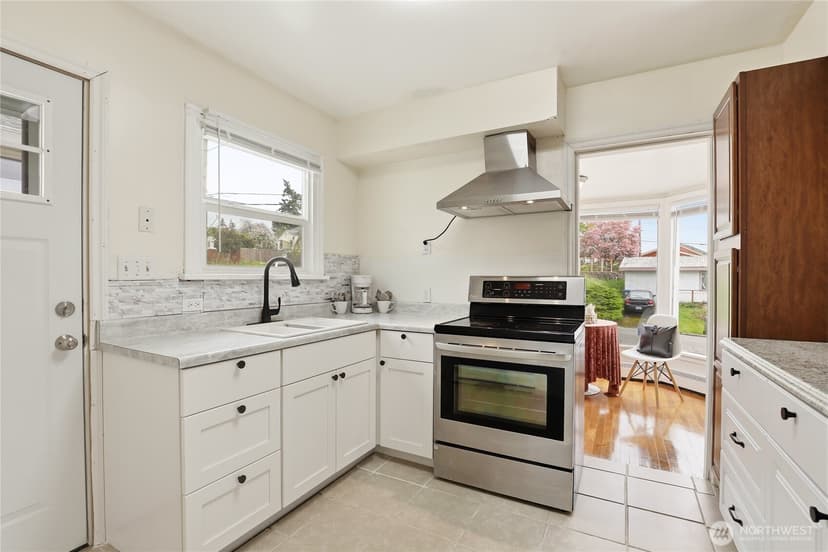 Property photo for 1123 Trenton Avenue, Bremerton photo 8