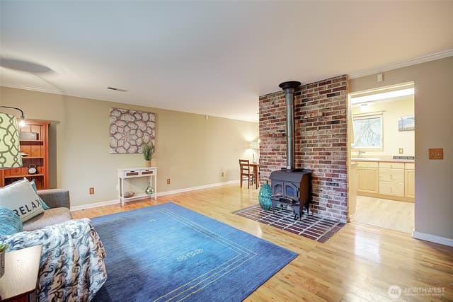 Property photo for 2849 NE 178th Street, Lake Forest Park photo 4