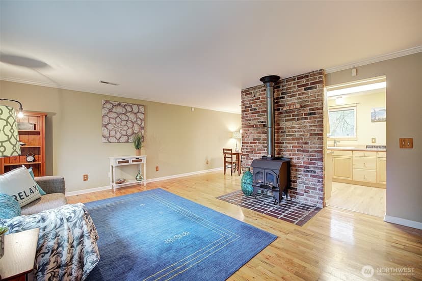 Property photo for 2849 NE 178th Street, Lake Forest Park photo 4