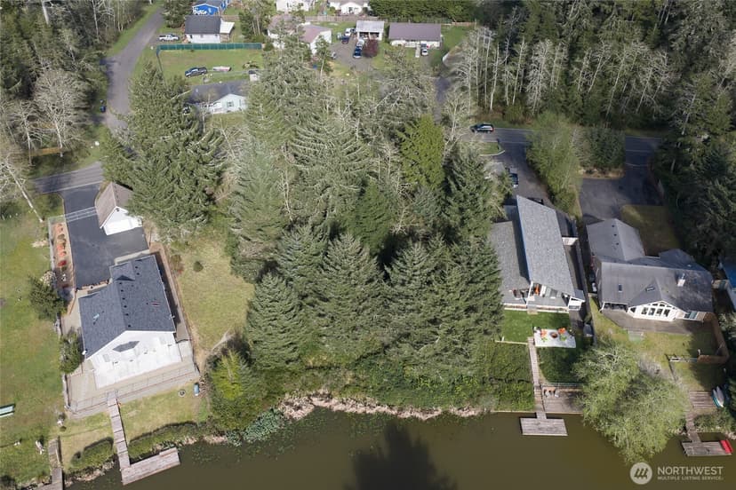 Property photo for 189 Duck Lake Drive NE, Ocean Shores photo 20