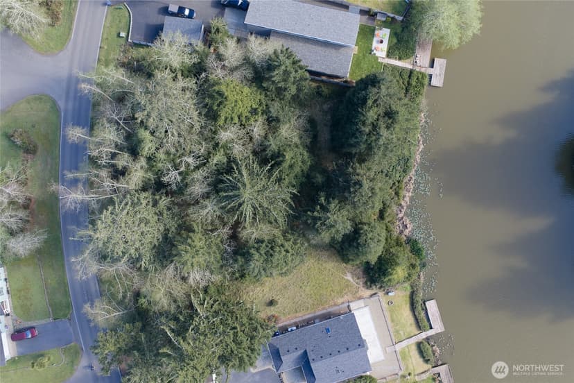 Property photo for 189 Duck Lake Drive NE, Ocean Shores photo 19