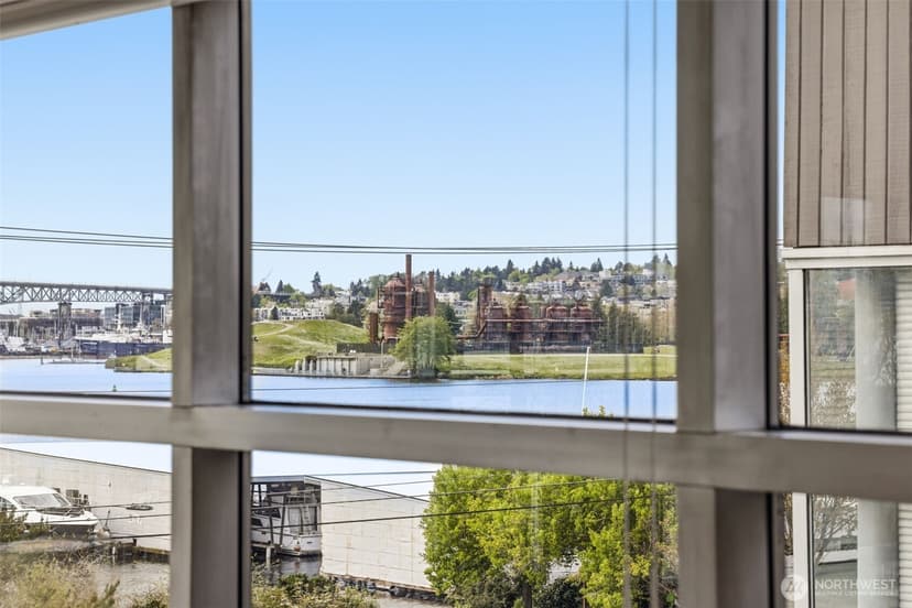 Property photo for 2364 Fairview Avenue E #8, Seattle photo 5