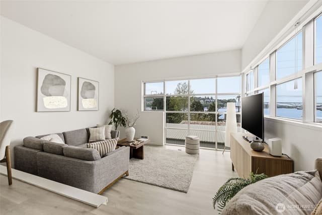 Property photo for 2364 Fairview Avenue E #8, Seattle photo 3