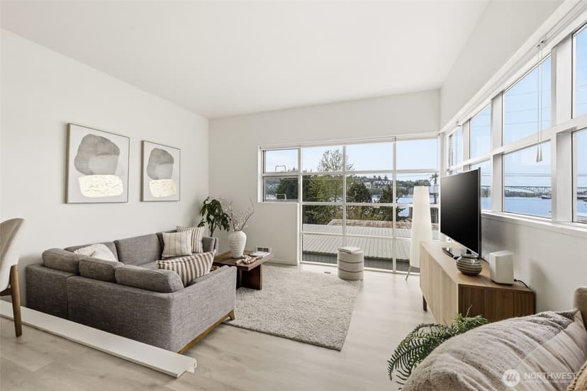 Property photo for 2364 Fairview Avenue E #8, Seattle photo 3