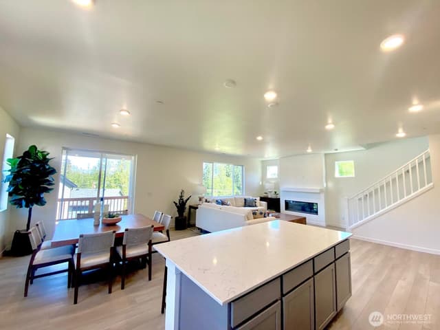 Property photo for 1420 121st Avenue SE #MB 36, Lake Stevens photo 5