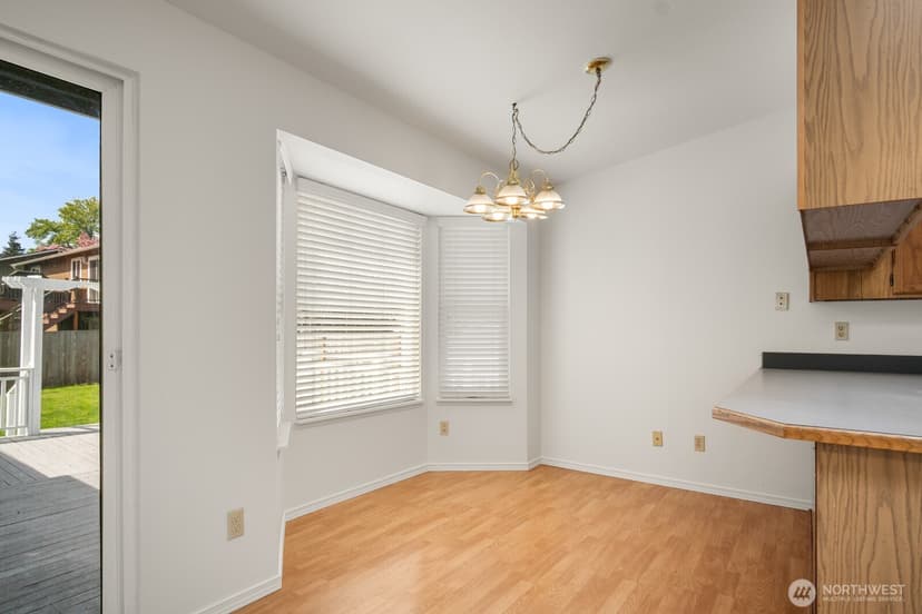 Property photo for 26711 218th Avenue SE, Maple Valley photo 6