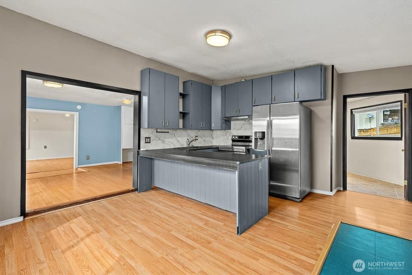 Property photo for 9055 Yakima Avenue, Tacoma photo 8