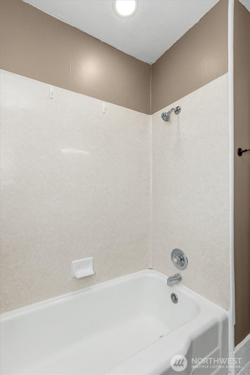 Property photo for 9055 Yakima Avenue, Tacoma photo 15
