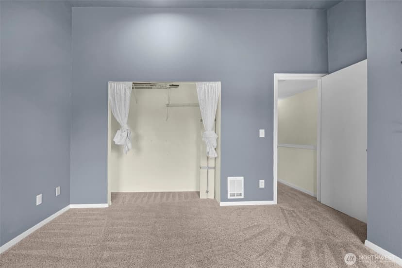 Property photo for 23909 56th Court S #F3, Kent photo 20