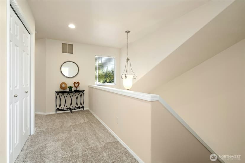 Property photo for 1126 204th Place SW, Lynnwood photo 16