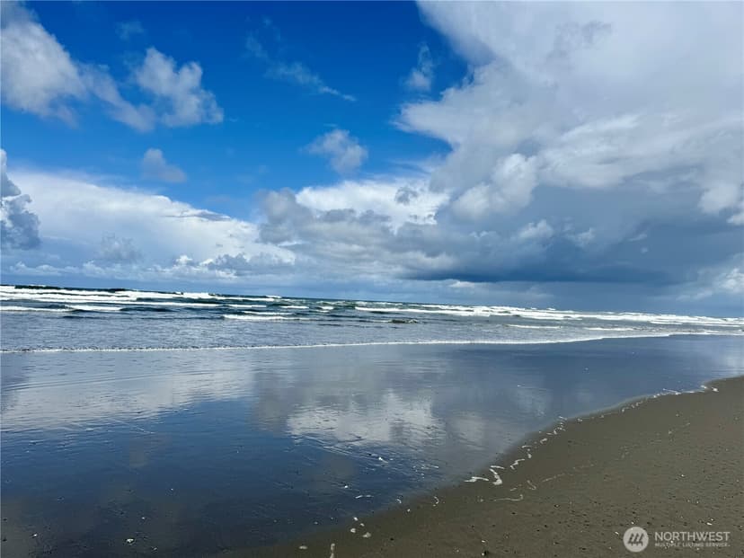 Property photo for 175 Jib Street NW, Ocean Shores photo 37