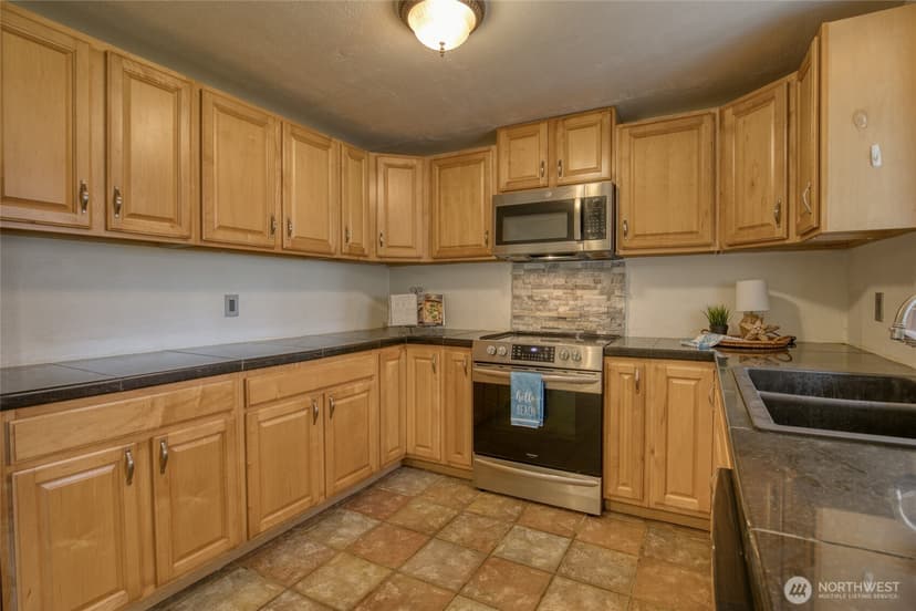 Property photo for 175 Jib Street NW, Ocean Shores photo 6