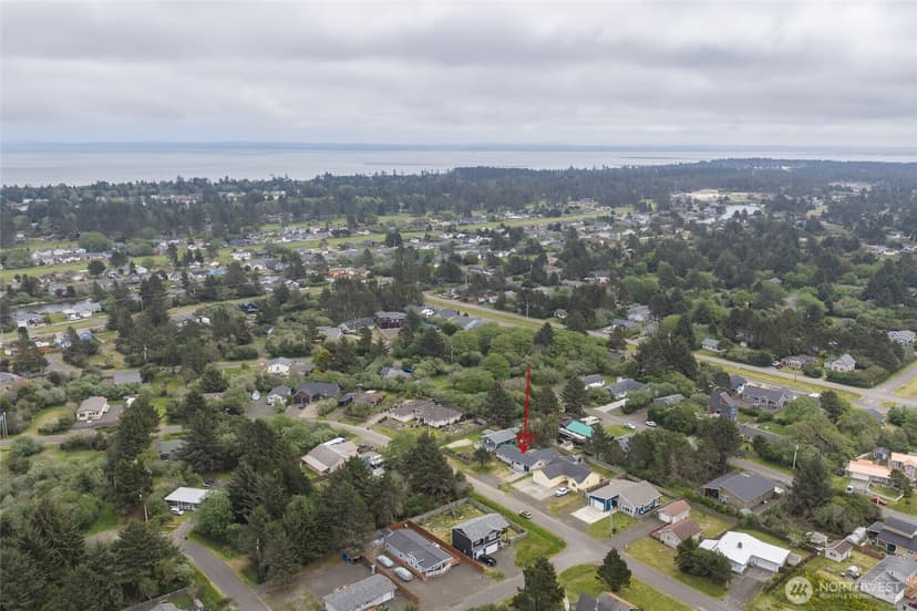 Property photo for 175 Jib Street NW, Ocean Shores photo 30