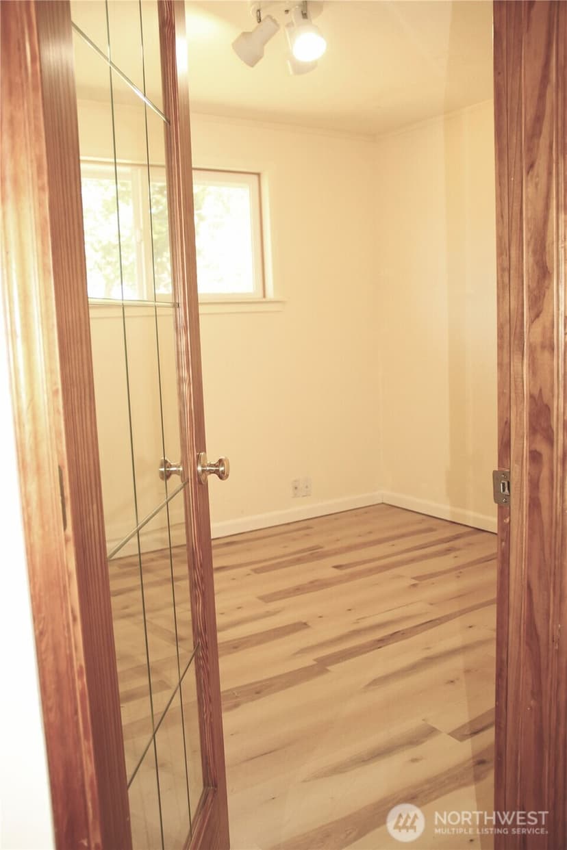 Property photo for 175 Jib Street NW, Ocean Shores photo 19