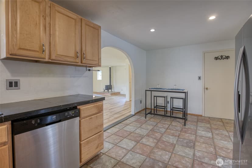 Property photo for 175 Jib Street NW, Ocean Shores photo 8