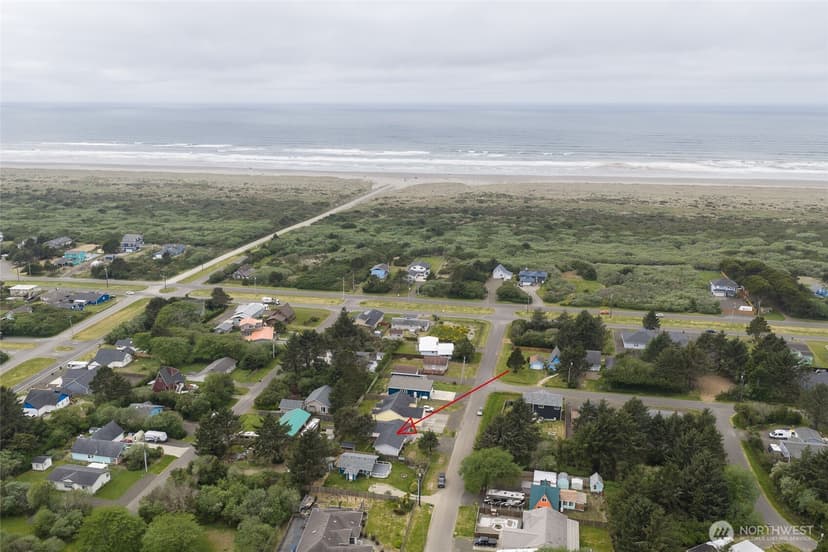 Property photo for 175 Jib Street NW, Ocean Shores photo 28
