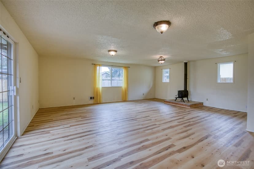 Property photo for 175 Jib Street NW, Ocean Shores photo 10