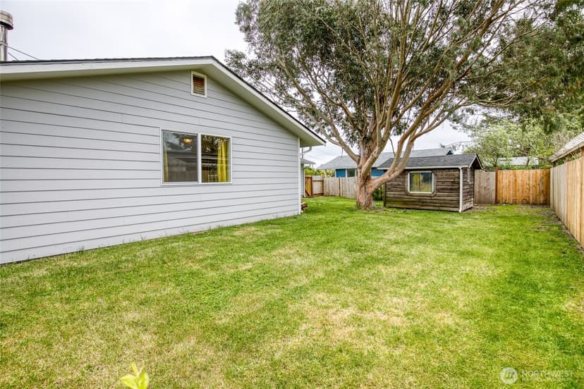 Property photo for 175 Jib Street NW, Ocean Shores photo 25