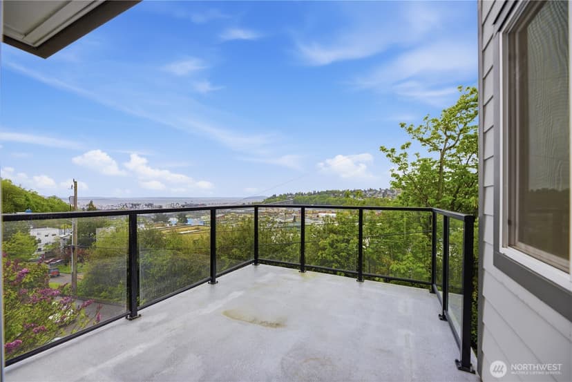 Property photo for 2040 13th Avenue W #13, Seattle photo 39