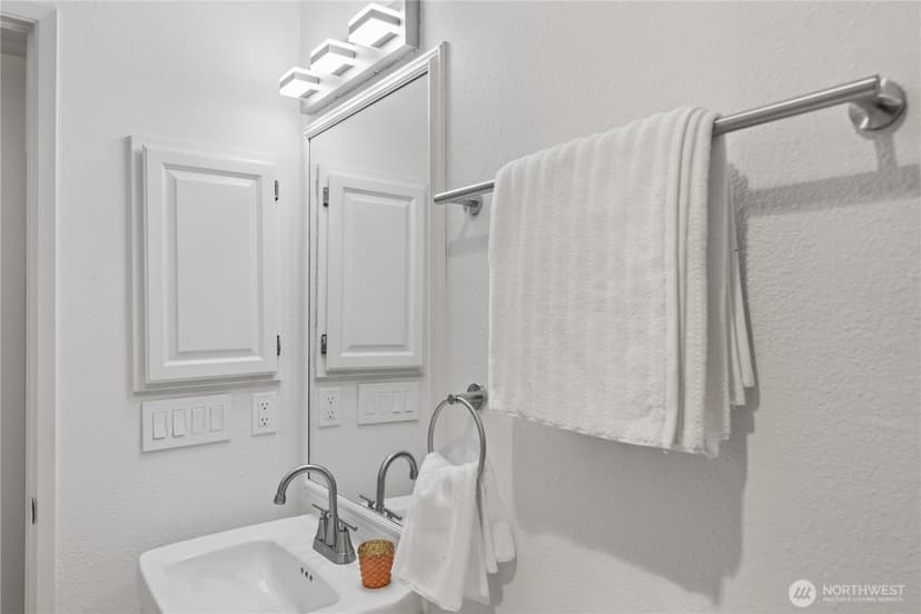Property photo for 2040 13th Avenue W #13, Seattle photo 30