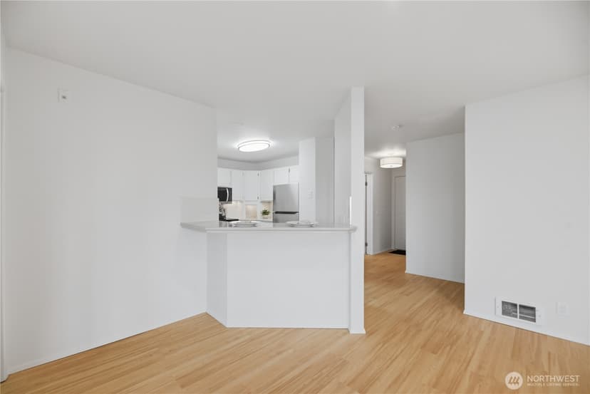 Property photo for 2040 13th Avenue W #13, Seattle photo 11