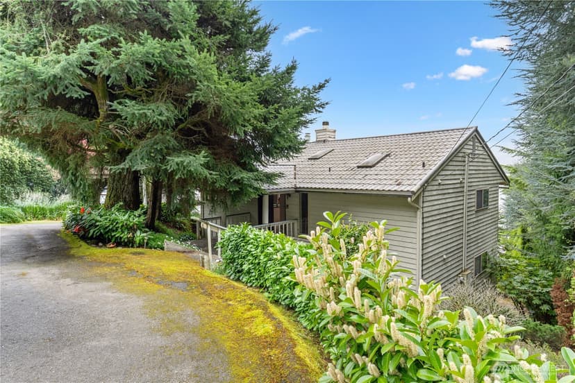 Property photo for 11150 Champagne Point Road NE, Kirkland photo 2