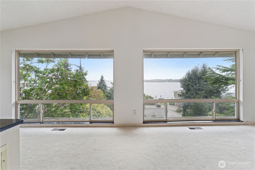 Property photo for 11150 Champagne Point Road NE, Kirkland photo 9