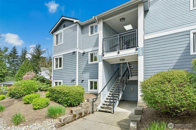 Property photo for 250 NW Dogwood Street #C201, Issaquah photo 2