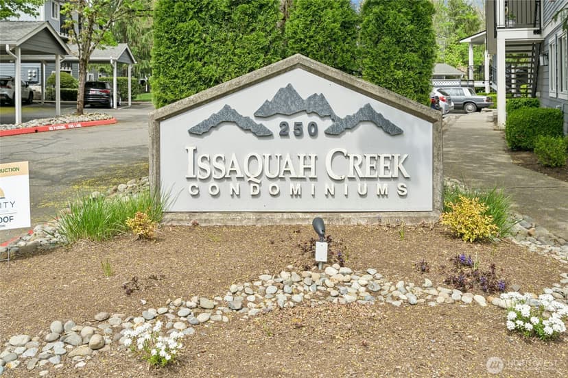 Property photo for 250 NW Dogwood Street #C201, Issaquah photo 40