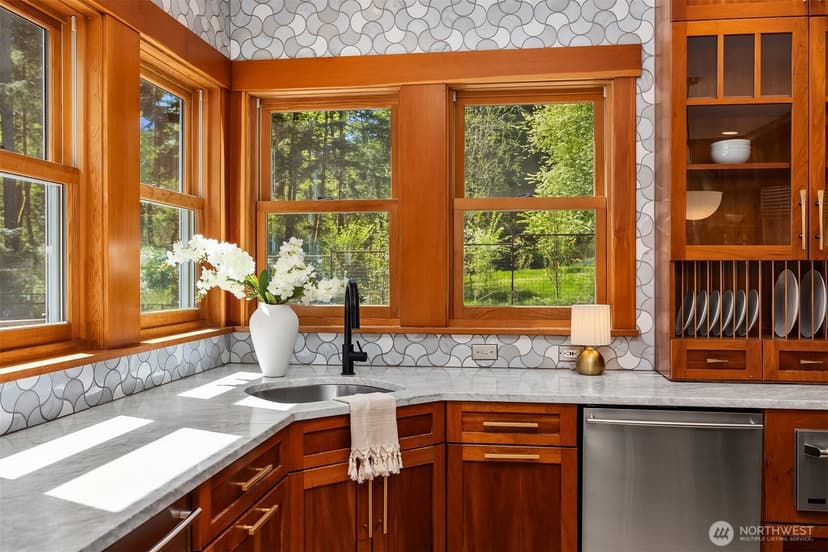 Property photo for 18305 121st Avenue SW, Vashon photo 10
