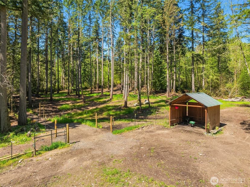 Property photo for 18305 121st Avenue SW, Vashon photo 36