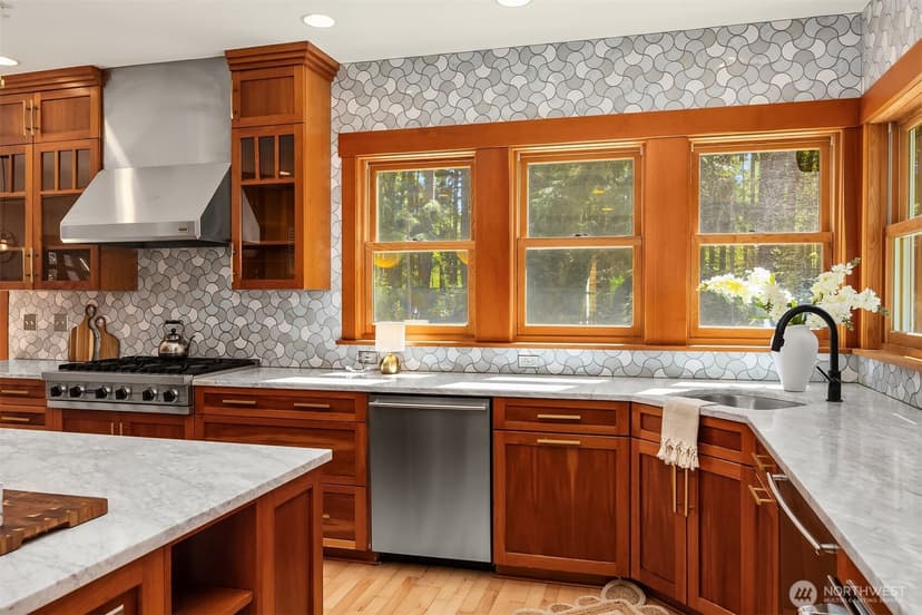 Property photo for 18305 121st Avenue SW, Vashon photo 11
