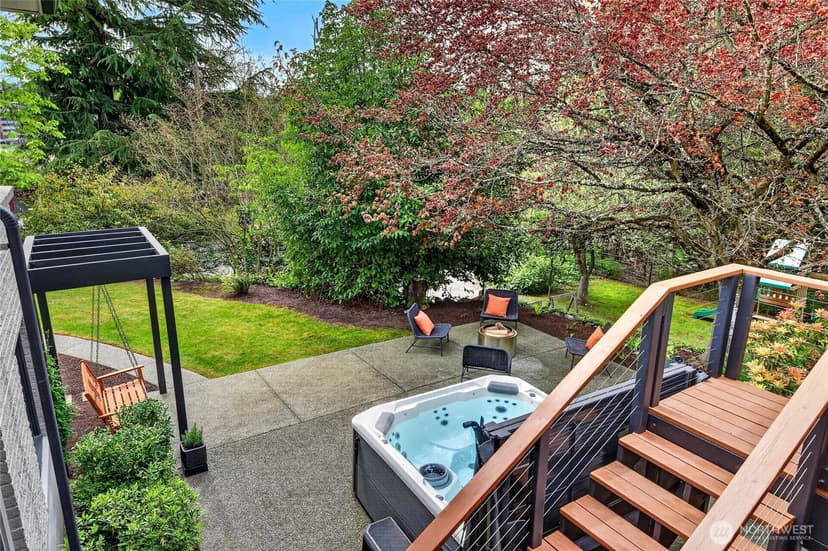 Property photo for 8683 Island Drive S, Seattle photo 29