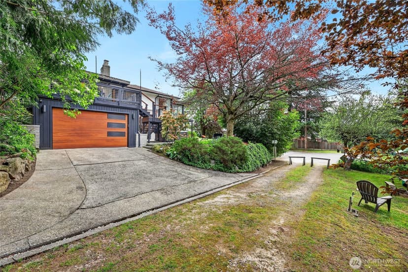 Property photo for 8683 Island Drive S, Seattle photo 33