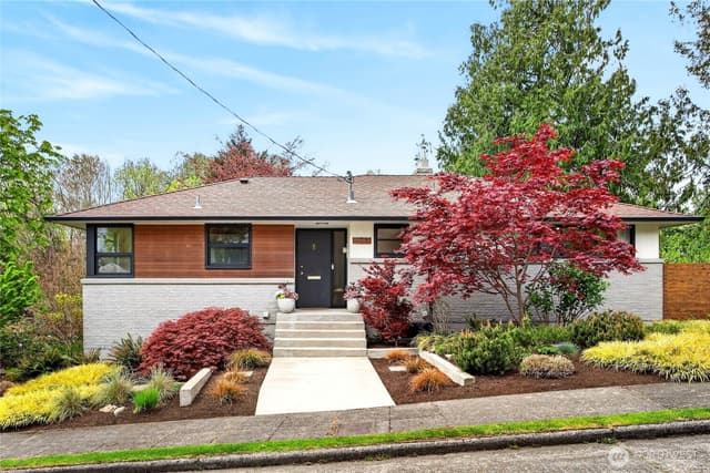 Property photo for 8683 Island Drive S, Seattle