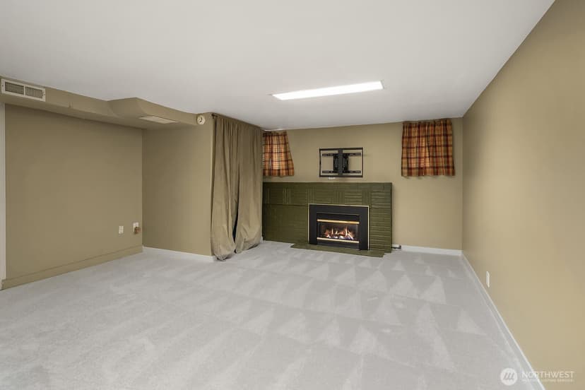 Property photo for 3003 50th Avenue SW, Seattle photo 32