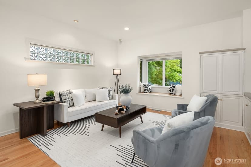 Property photo for 3003 50th Avenue SW, Seattle photo 5