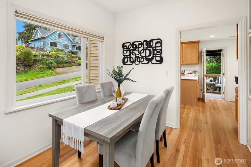 Property photo for 3003 50th Avenue SW, Seattle photo 9