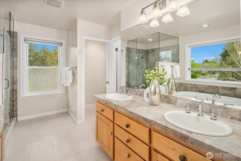 Property photo for 3003 50th Avenue SW, Seattle photo 22