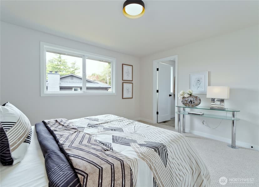Property photo for 12802 NE 142nd Street, Kirkland photo 11