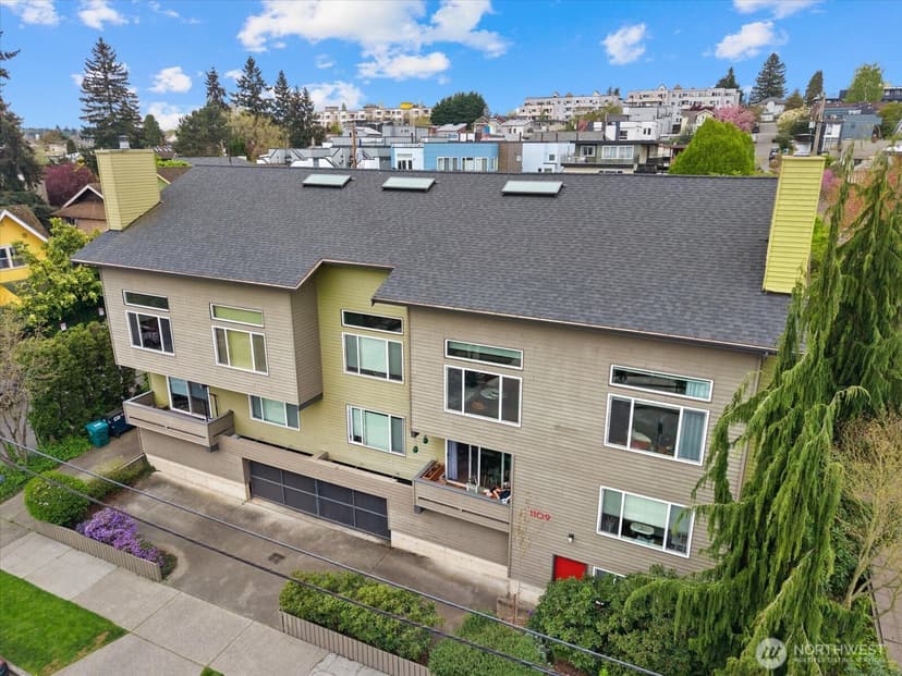 Property photo for 1109 N Allen Place #205, Seattle photo 18