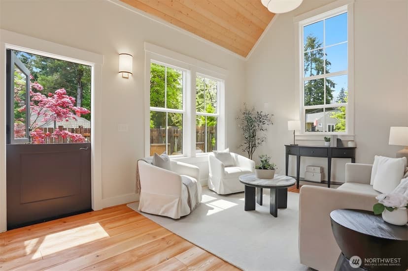 Property photo for 2327 NE 127th Street #B, Seattle photo 6