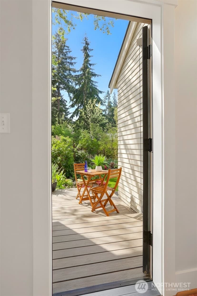 Property photo for 2327 NE 127th Street #B, Seattle photo 20